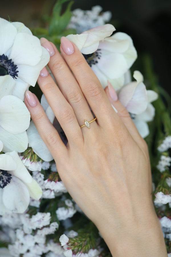 Marquis diamond ring with flowers
