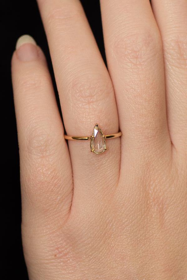 Slender Pear Solitaire