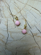 Huggie Hoops - Coral Shells