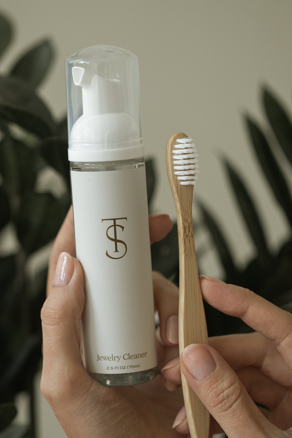 Jewelry Cleaner – Tura Sugden