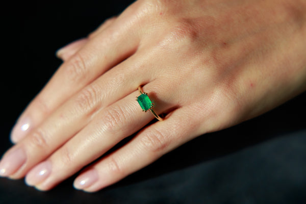 Columbian Emerald Solitaire