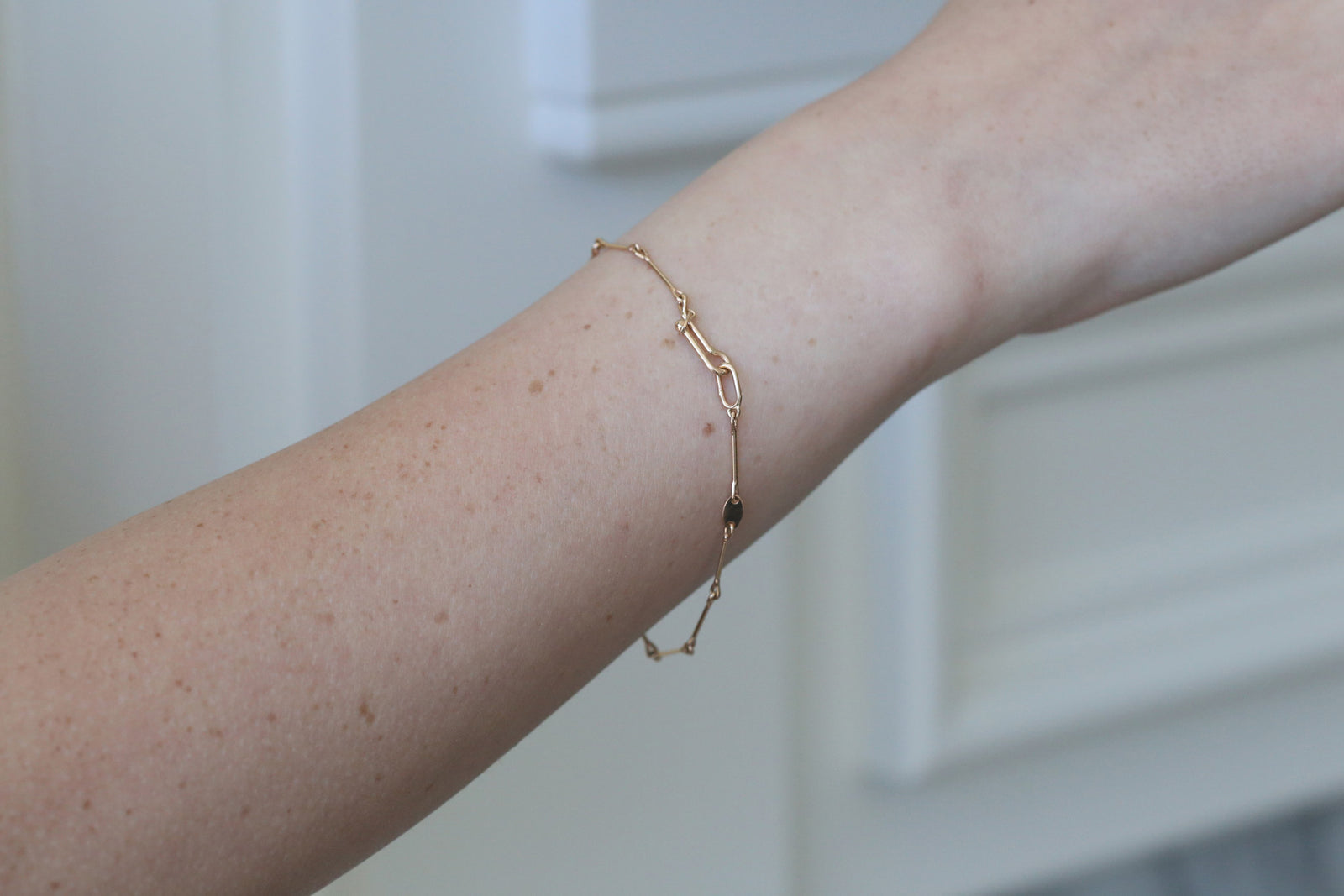 TURA_SUGDEN_B-1063_Clasp_1600x
